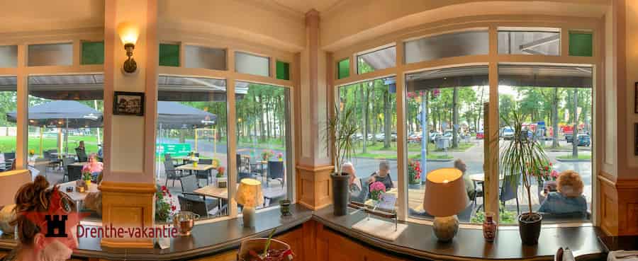 Uitzicht vanuit restaurant Brinkhotel.